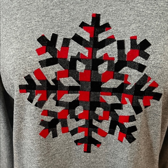 Buffalo Plaid Snowflake Long Sleeve Gray Top Red & Black Checkered Pattern - Picture 4 of 9